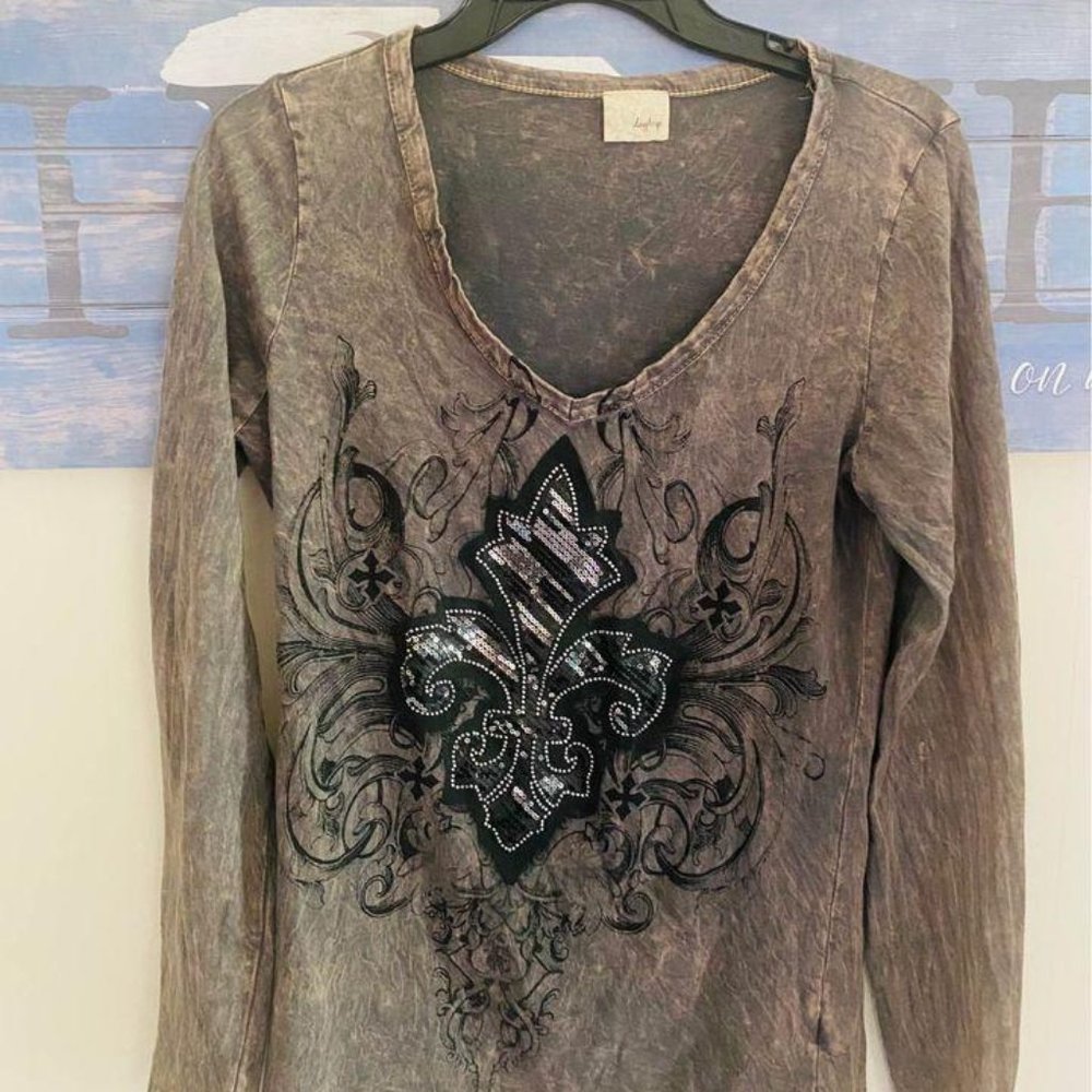 Daytrip Ladies Cute Top - Gray- Size XL